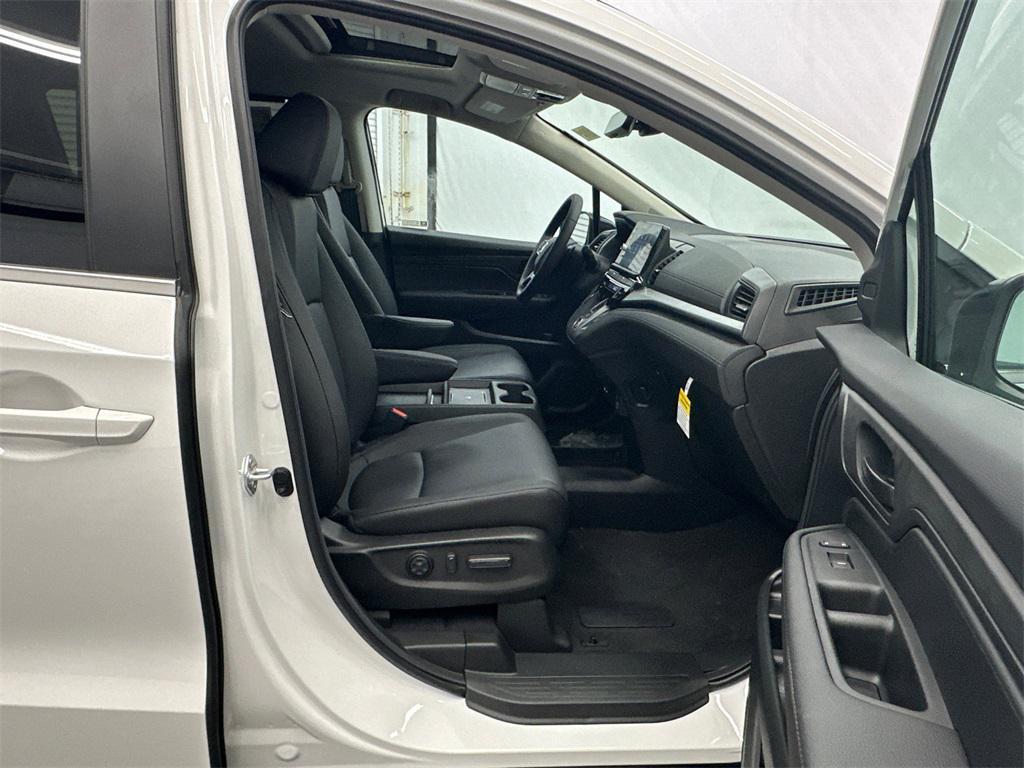 new 2026 Honda Odyssey car, priced at $45,775
