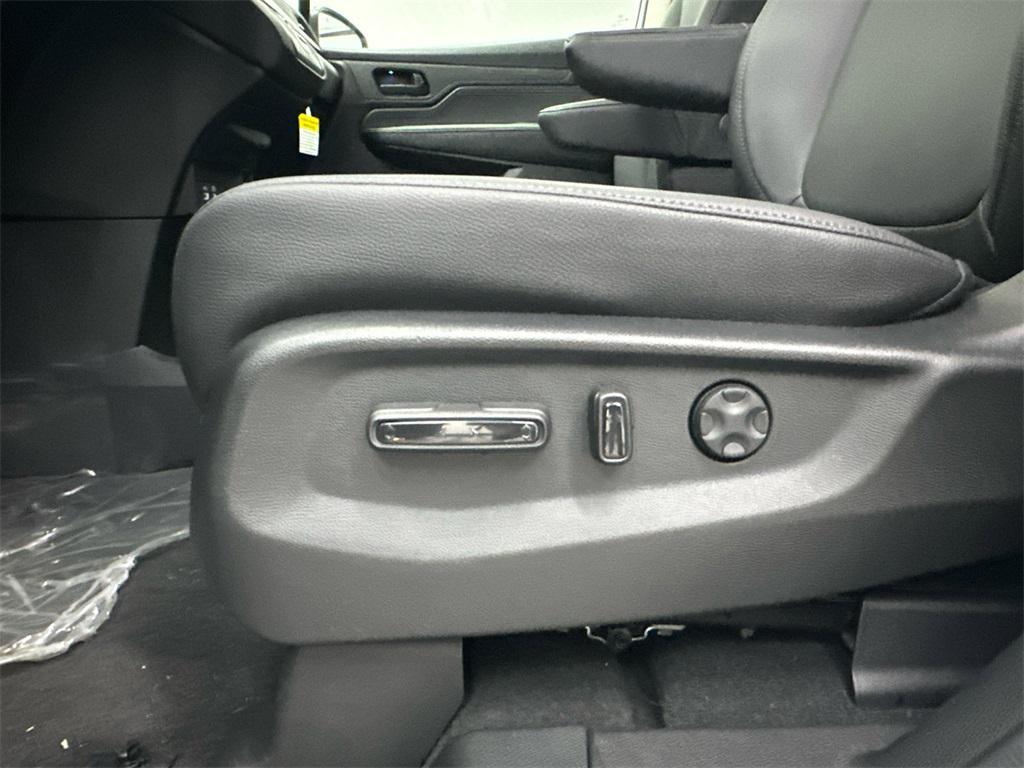 new 2026 Honda Odyssey car, priced at $45,775