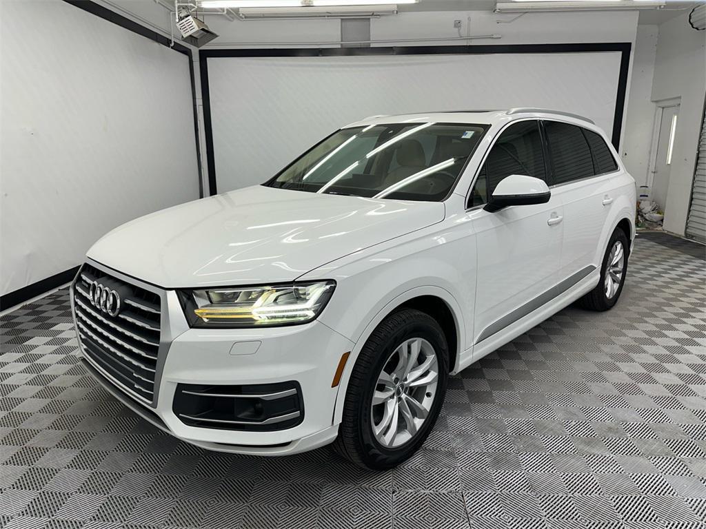 used 2018 Audi Q7 car, priced at $15,725