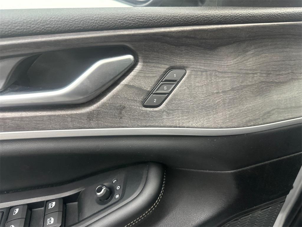 used 2023 Jeep Grand Cherokee L car, priced at $26,041