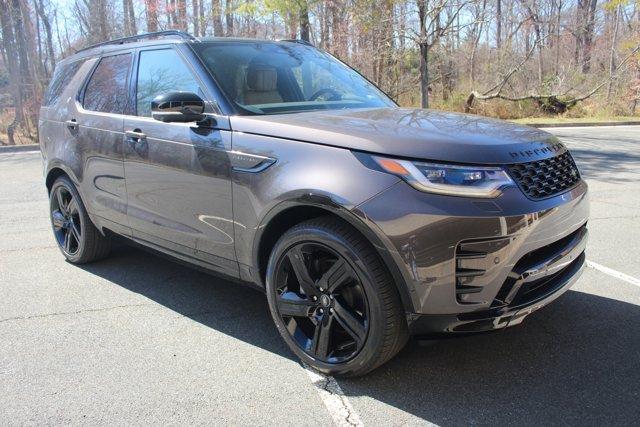 new 2024 Land Rover Discovery car, priced at $75,308