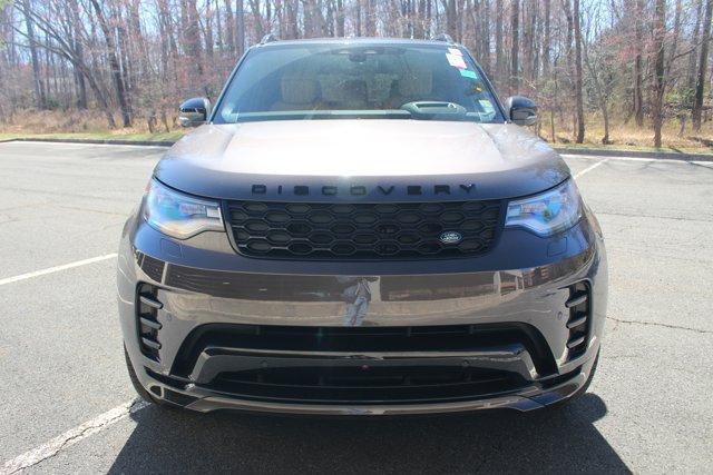 new 2024 Land Rover Discovery car, priced at $75,308