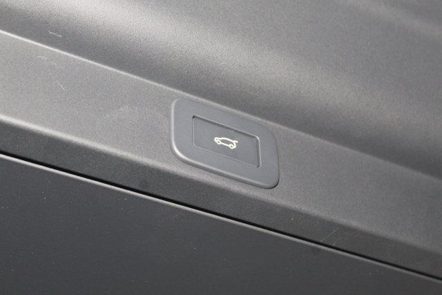 new 2025 Land Rover Range Rover car, priced at $146,760