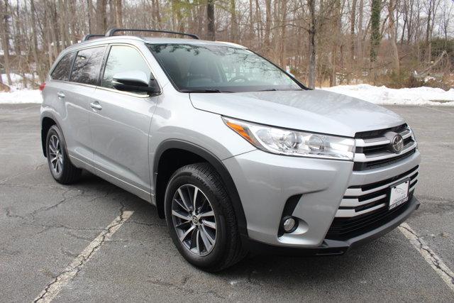 used 2017 Toyota Highlander car, priced at $23,950