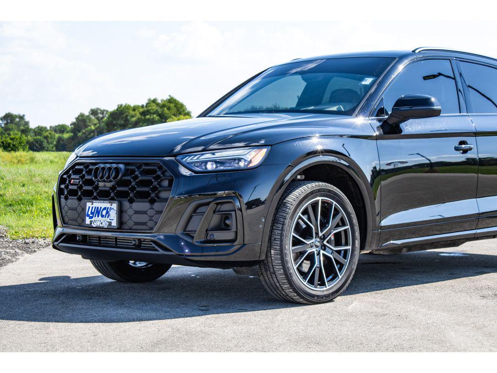 used 2022 Audi SQ5 car, priced at $37,499
