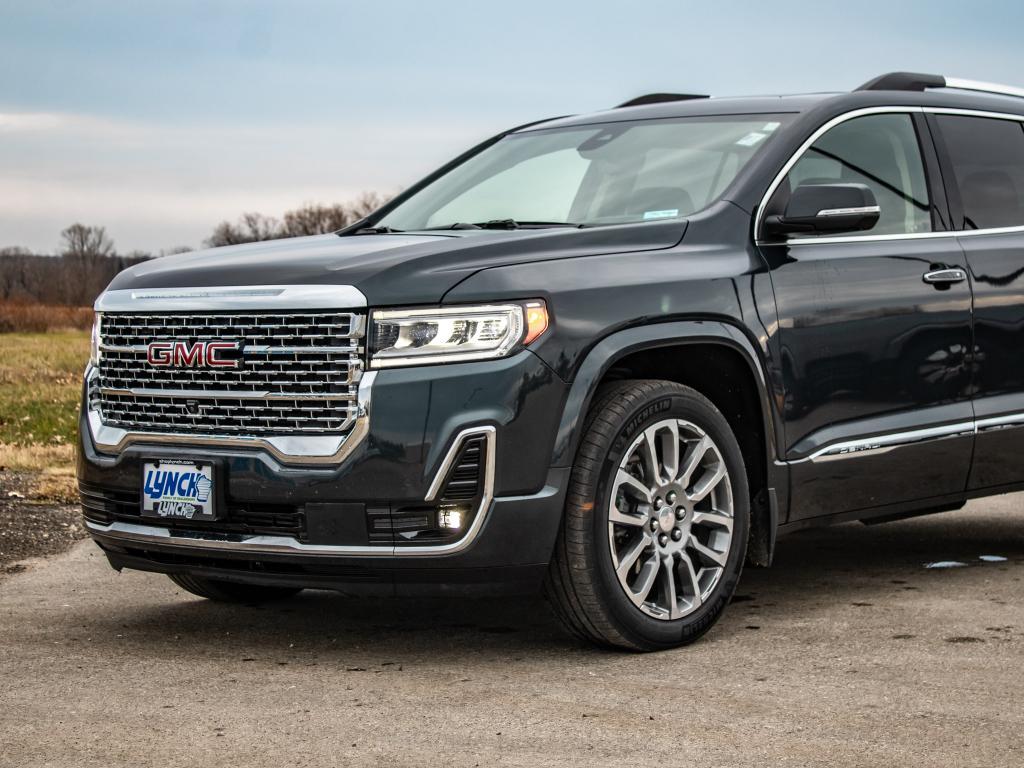 used 2023 GMC Acadia car, priced at $34,999