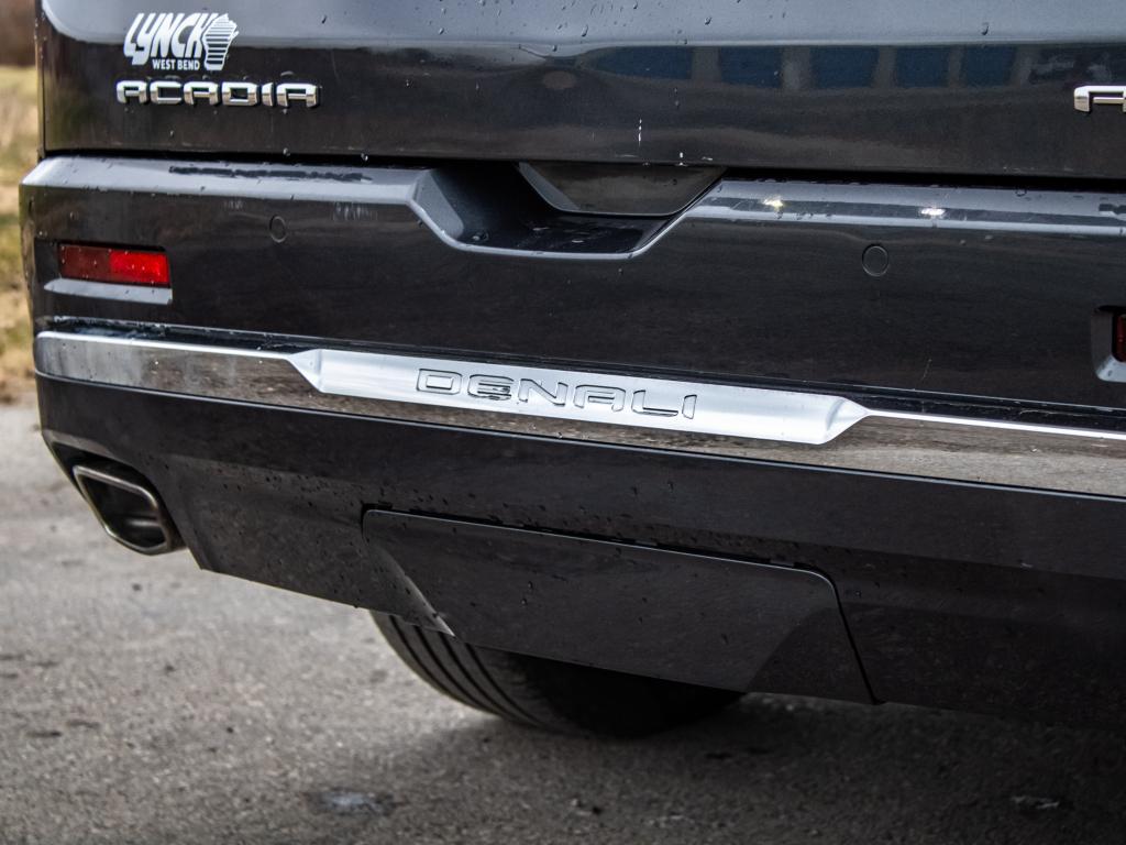 used 2023 GMC Acadia car, priced at $34,999