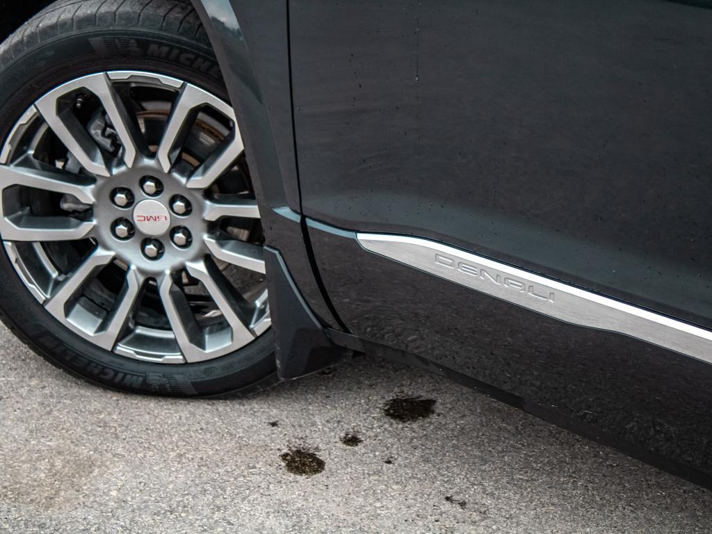 used 2023 GMC Acadia car, priced at $34,999