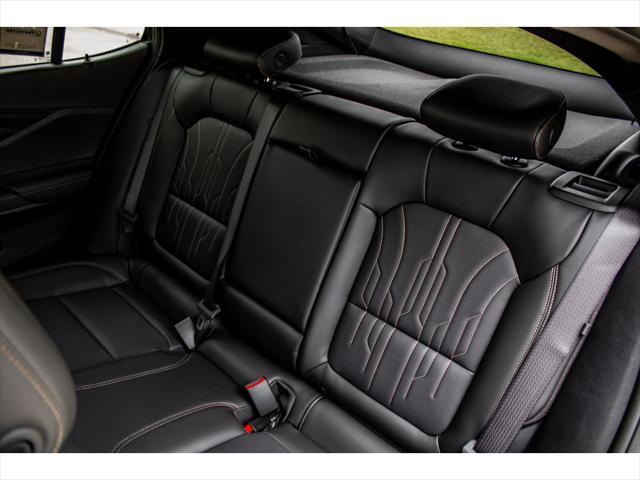 new 2025 Buick Envista car, priced at $30,940