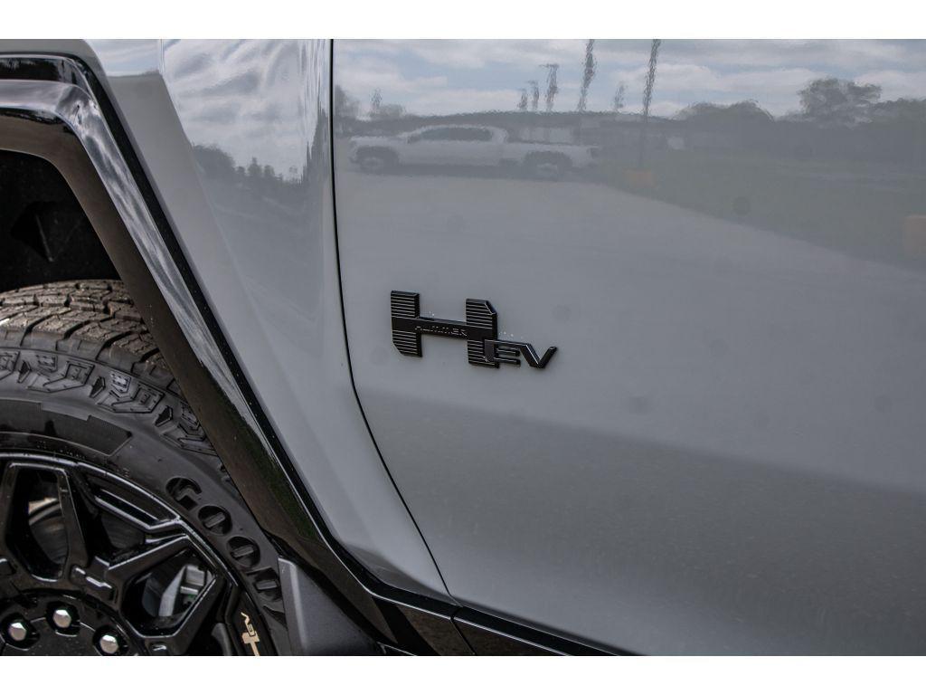 new 2025 GMC HUMMER EV Pickup car, priced at $108,059