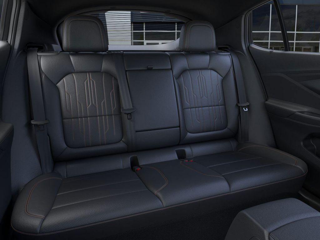 new 2025 Buick Envista car, priced at $28,999