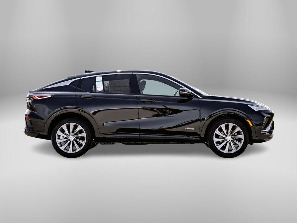 new 2025 Buick Envista car, priced at $30,940