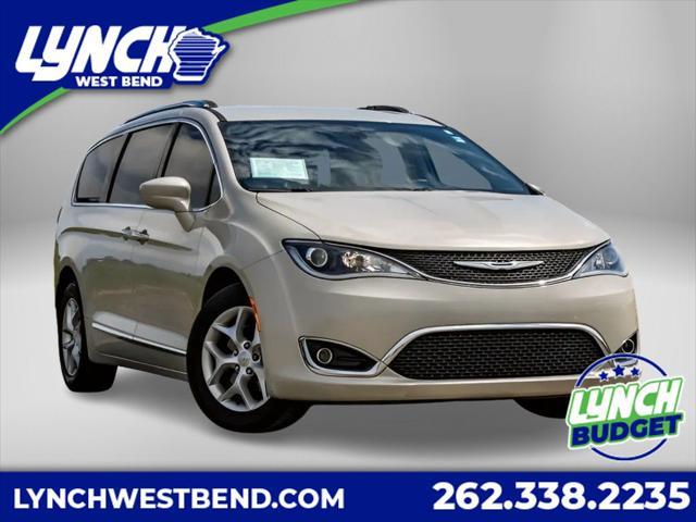 used 2017 Chrysler Pacifica car, priced at $10,299