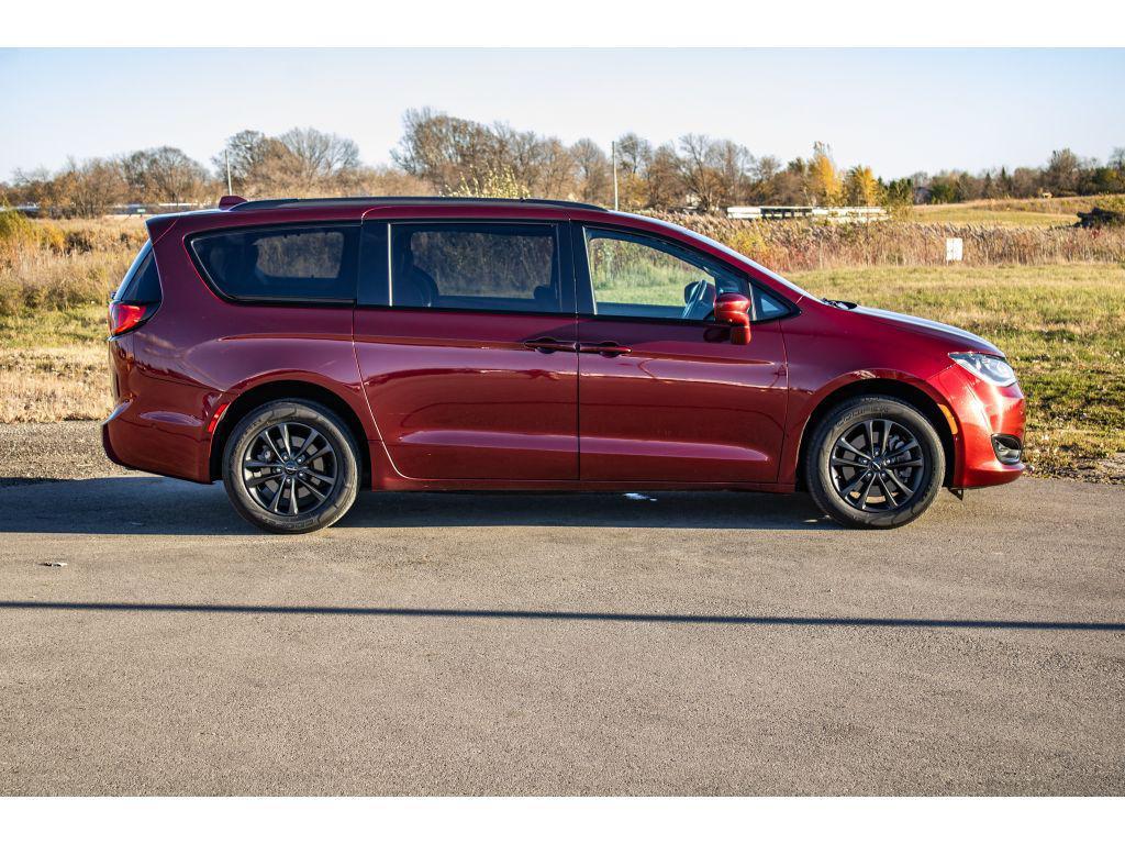 used 2020 Chrysler Pacifica car, priced at $24,799