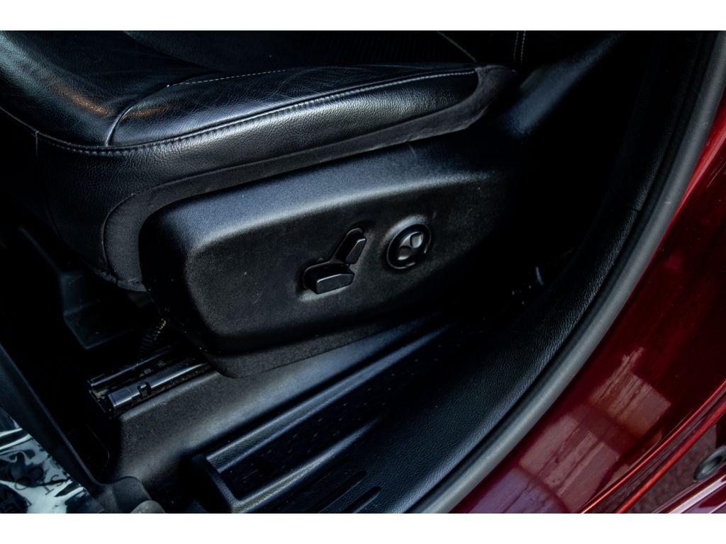 used 2020 Chrysler Pacifica car, priced at $24,799