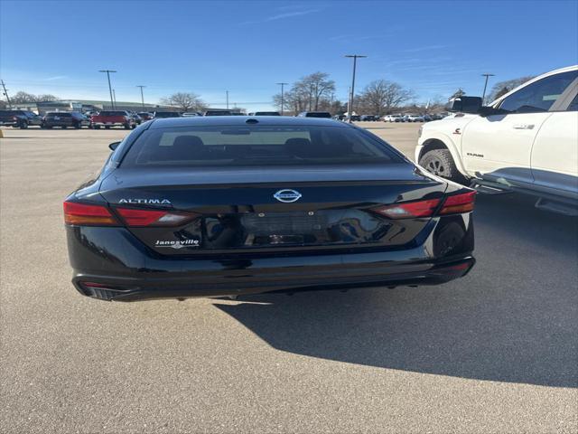 used 2019 Nissan Altima car, priced at $12,999