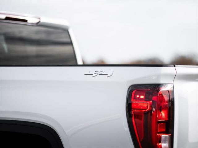 new 2025 GMC Sierra 1500 car, priced at $48,352