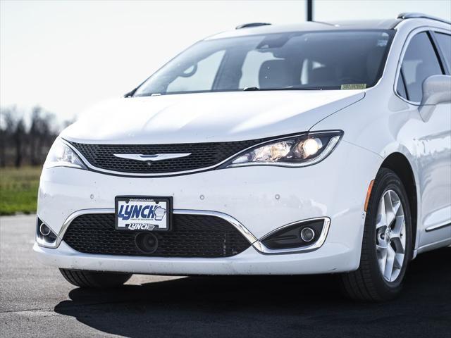 used 2018 Chrysler Pacifica car, priced at $12,899