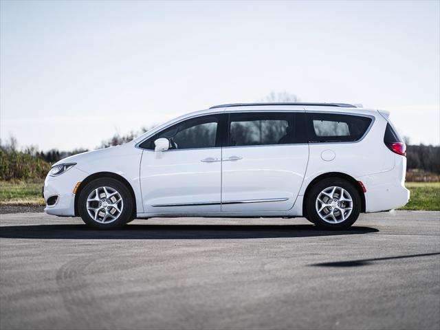 used 2018 Chrysler Pacifica car, priced at $12,899