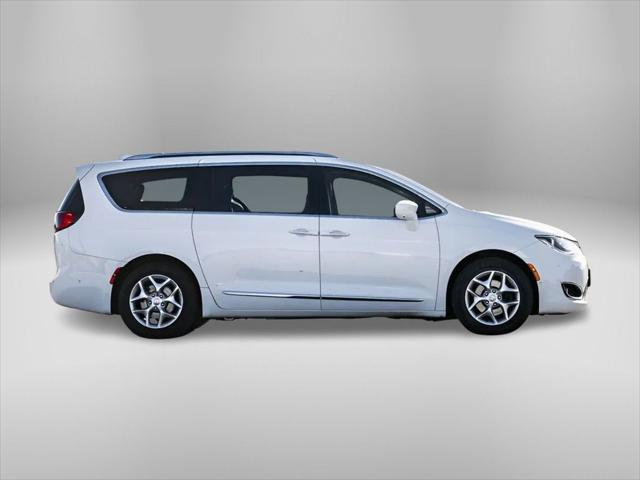 used 2018 Chrysler Pacifica car, priced at $12,899