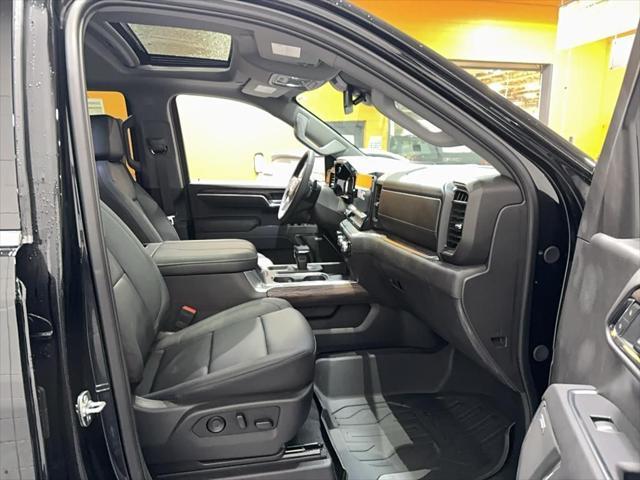 new 2025 GMC Sierra 1500 car, priced at $67,265