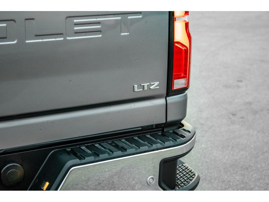 used 2025 Chevrolet Silverado 2500 car, priced at $69,499