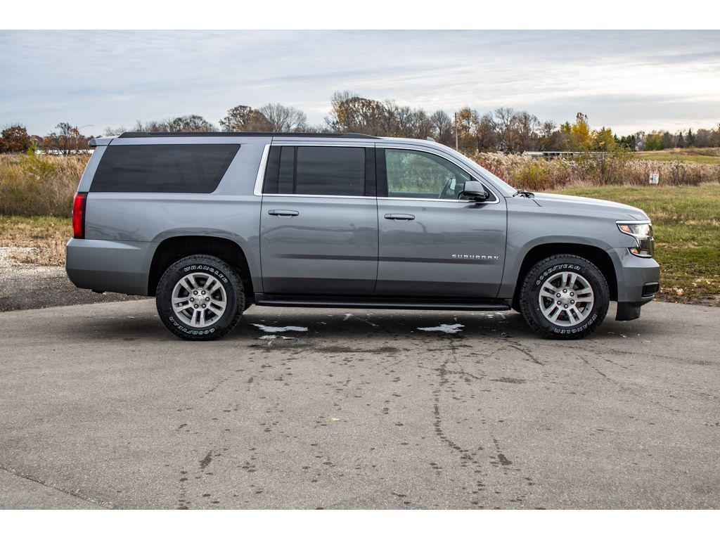 used 2020 Chevrolet Suburban car, priced at $26,999