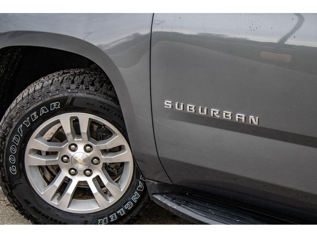 used 2020 Chevrolet Suburban car, priced at $26,999