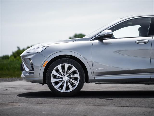 new 2024 Buick Envista car, priced at $30,499