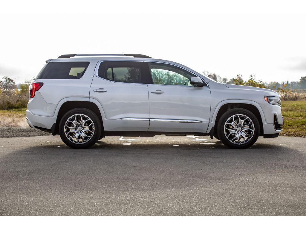 used 2022 GMC Acadia car, priced at $33,499