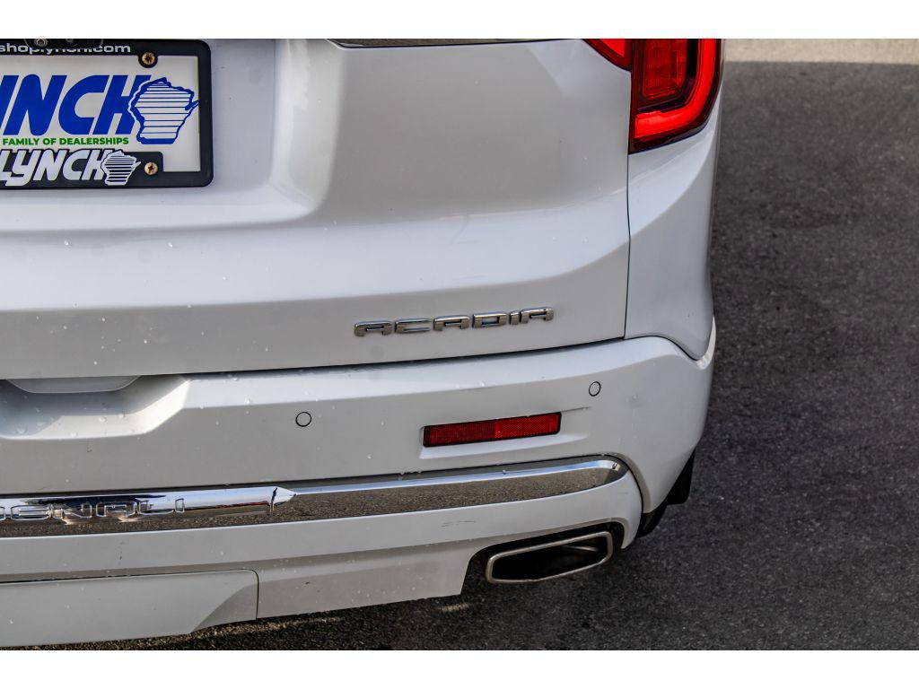 used 2022 GMC Acadia car, priced at $33,499