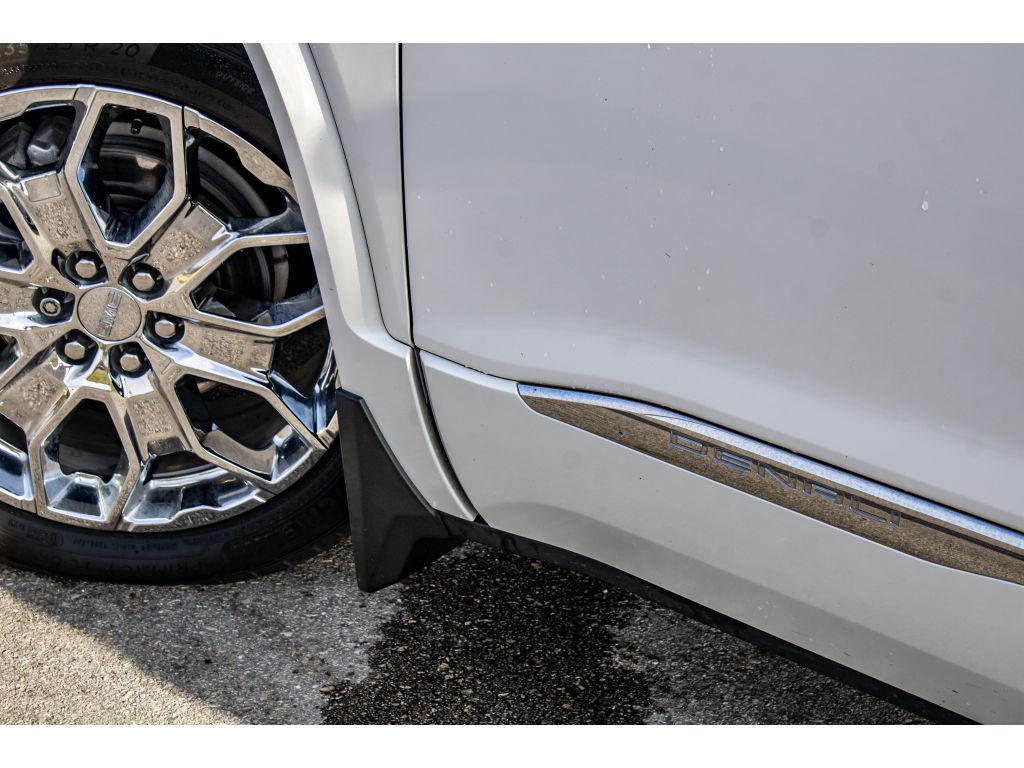 used 2022 GMC Acadia car, priced at $33,499