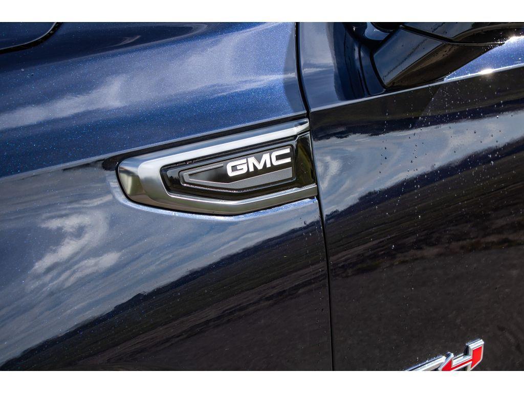 used 2022 GMC Yukon car, priced at $52,999