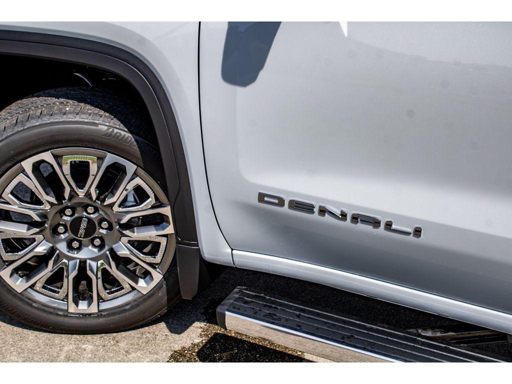 new 2026 GMC Sierra 1500 car, priced at $81,039