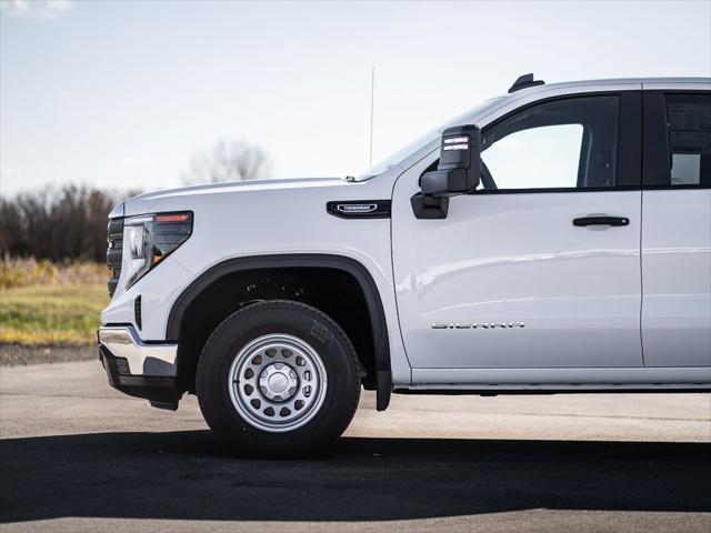 new 2025 GMC Sierra 1500 car, priced at $45,163