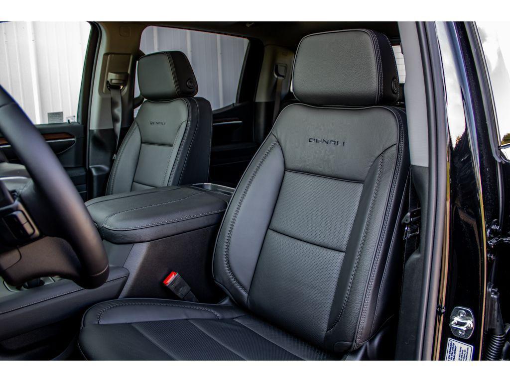 new 2026 GMC Sierra 1500 car, priced at $75,217