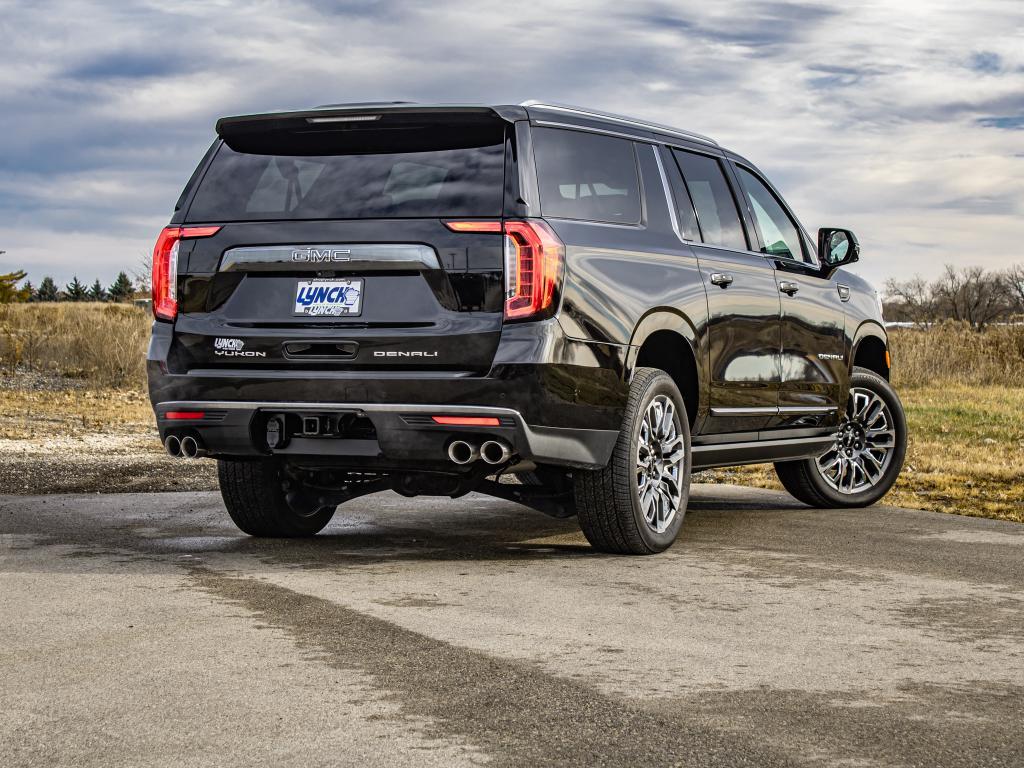 used 2024 GMC Yukon XL car, priced at $81,999