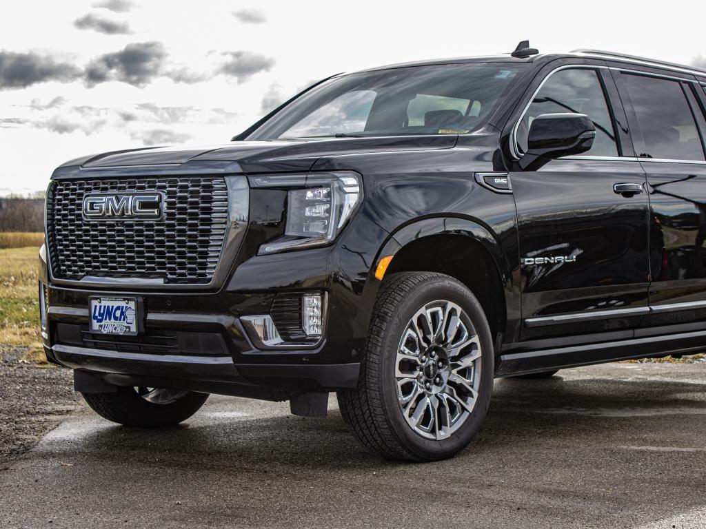 used 2024 GMC Yukon XL car, priced at $81,999