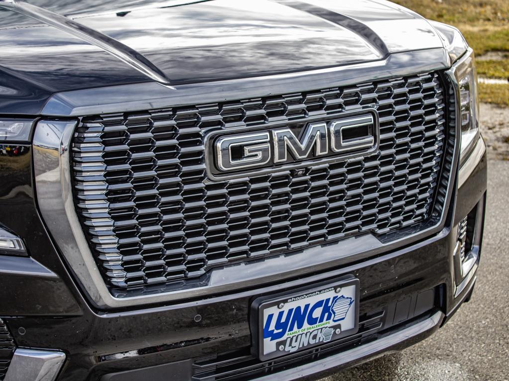 used 2024 GMC Yukon XL car, priced at $81,999