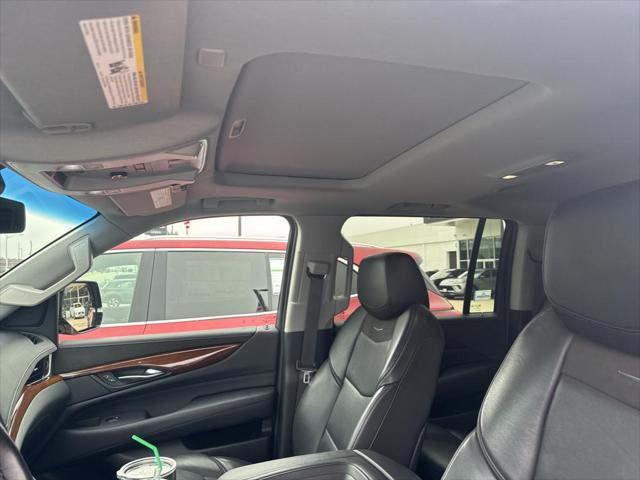 used 2019 Cadillac Escalade ESV car, priced at $33,999