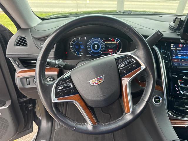 used 2019 Cadillac Escalade ESV car, priced at $33,999