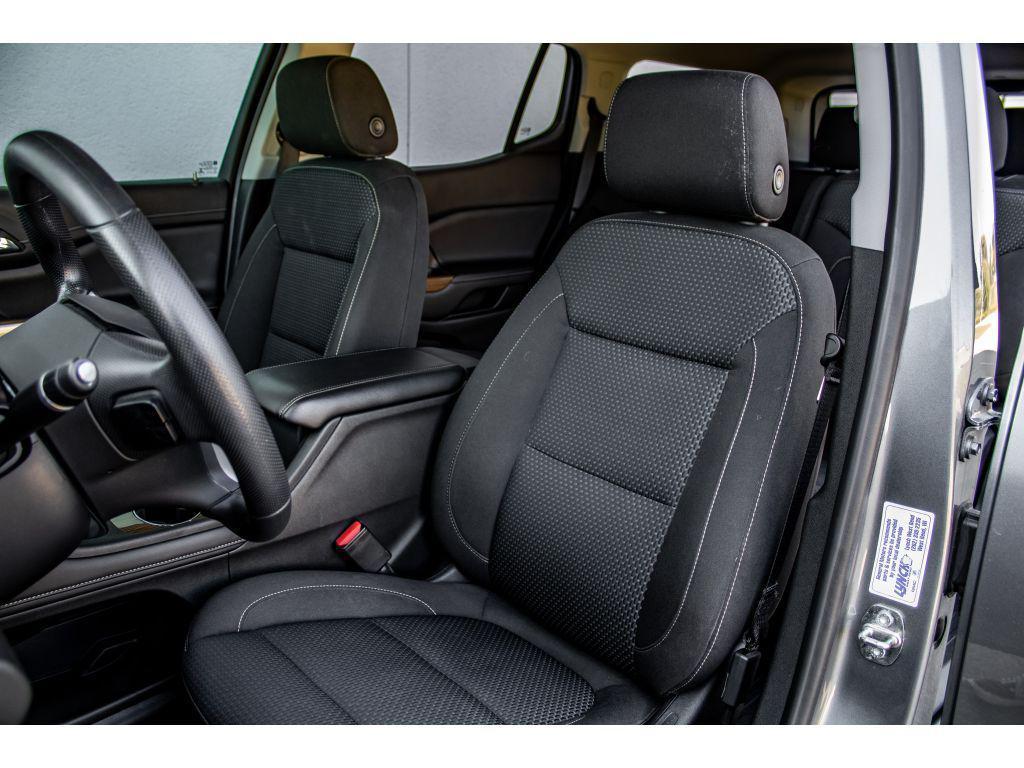 used 2021 GMC Acadia car, priced at $24,999