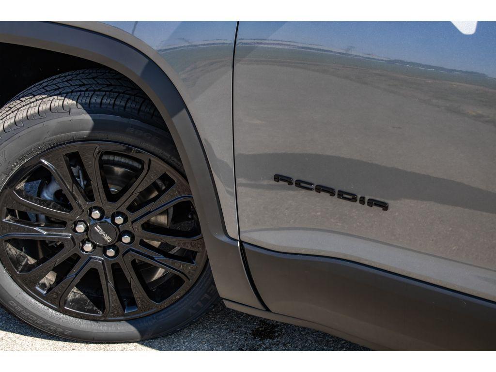 used 2021 GMC Acadia car, priced at $24,999