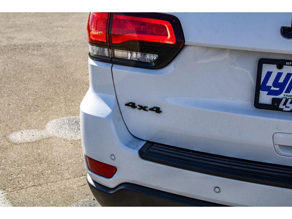 used 2018 Jeep Grand Cherokee car, priced at $15,499