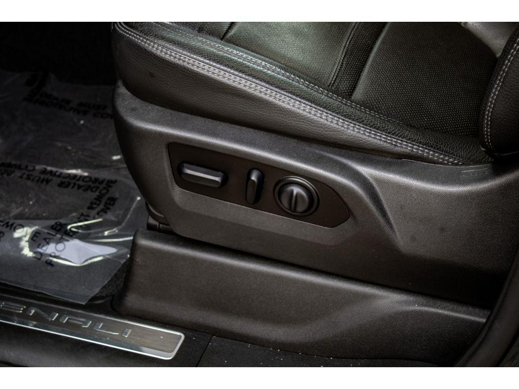 used 2020 GMC Sierra 1500 car, priced at $38,299