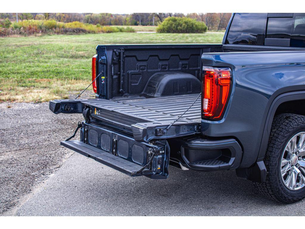 used 2020 GMC Sierra 1500 car, priced at $38,299