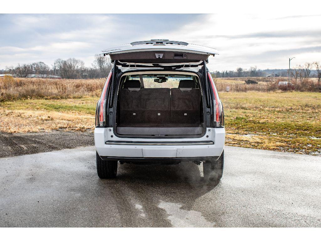 used 2016 GMC Yukon car, priced at $18,499