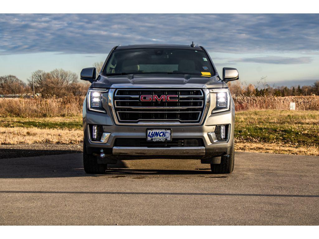 used 2022 GMC Yukon XL car, priced at $35,999