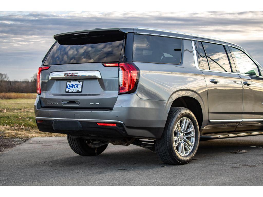 used 2022 GMC Yukon XL car, priced at $35,999