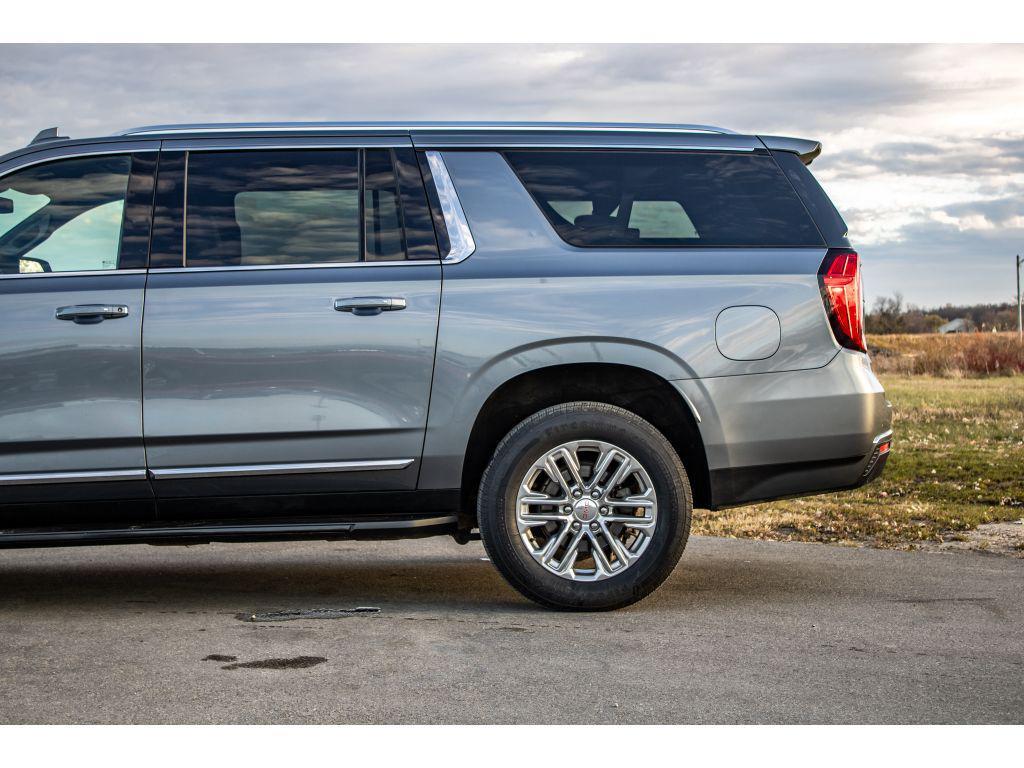 used 2022 GMC Yukon XL car, priced at $35,999